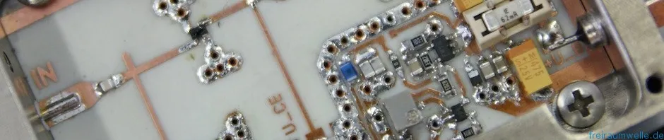 Ausschnitt einer rauscharmen Verstärkerbaugruppe in Mikrostreifenleitungstechnik